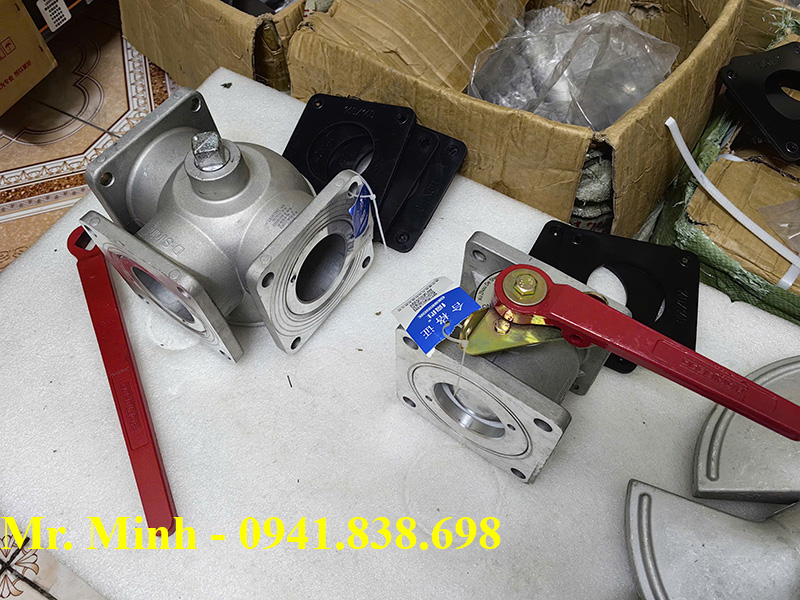 Van 3 Ngả DN65 Xe Phun Nước Rửa Đường 13 Van 2 ngả DN65 xe bồn phun nước rửa đường