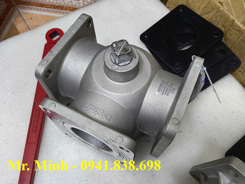 Van 3 Ngả DN65 Xe Phun Nước Rửa Đường 12 van 3 nga dn65