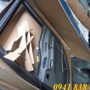 cánh cửa tổng thành xe shacman