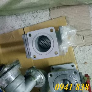 lọc rác xe phun nước rửa đường